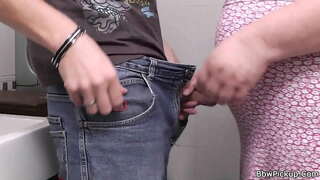 Трахнутый топлин в жирную дыру