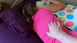 Otec nevlastní dcera dostane až do rána s jeho obrovský kohout