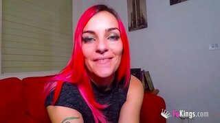 Tôi Sarita, và tôi sẽ tự TAY/CHÂN ÔNG SẼ KHÔNG QUÊN...