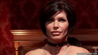 خیره کننده سینه بزرگ, بلوند, مادر دوست داشتنی با Cherie Deville بمکد دیک بزرگ و سپس fucks در او در حالی که با مادر, Shay Fox های او و در طبقه فوقانی پارتی